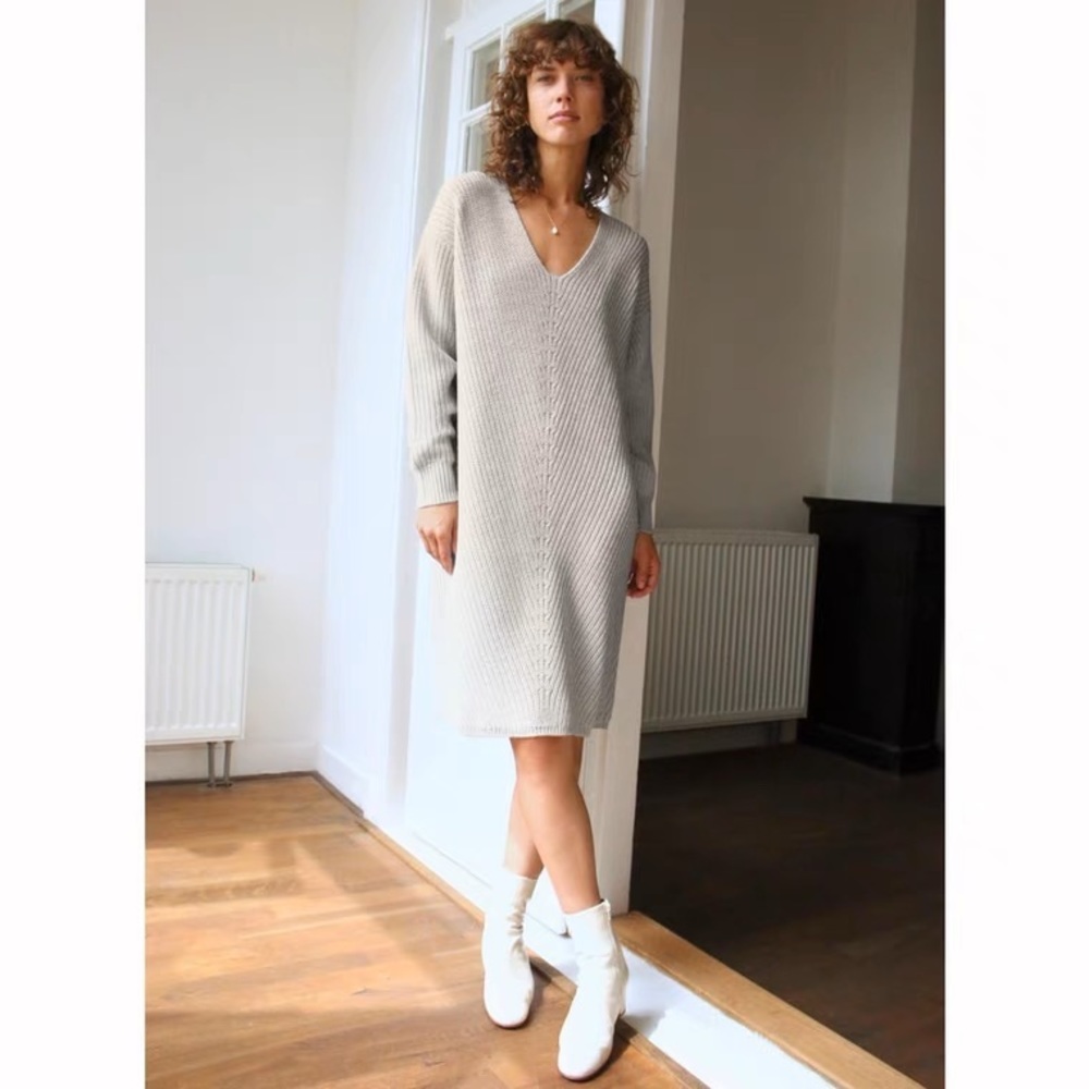 ***SALE*** Aritzia Seville Merino Midi Dress S
